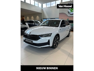 Skoda Octavia Combi 1.5 TSI MHEV Sportline Business 150 PK | Automaat | Stoelverwarming | Parkeersensoren | Adaptive Cruise Control | Camera | Virtual Cockpit | Navigatie | Lichtmetalen Velgen | Elektrische Achterklep | Keyless | LED