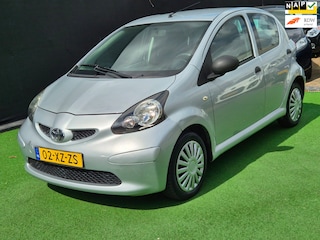 Toyota Aygo 1.0-12V nwe apk NAP!
