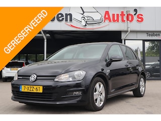 Volkswagen Golf 1.6 TDI Comfortline BlueMotion | Navigatie | Bluetooth | PDC voor en achter | Cruise control | Clima