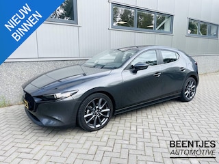 Mazda 3 2.0 e-SkyActiv-X M Hybrid 180 Comfort Bose | Camera | Stoelverw. | Memory seats | 18"