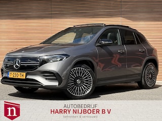 Mercedes-Benz EQA 250 Sport Edition 67 kWh AMG Panoramadak / Trekhaak / SOH 99%