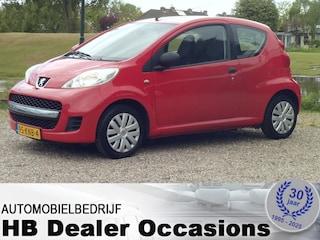 Peugeot 107 1.0-12V XR