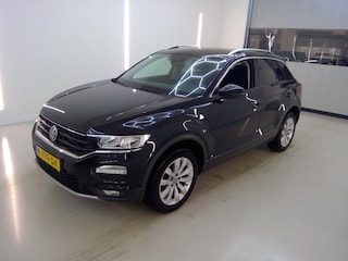 Volkswagen T-Roc 1.5 TSI Style Business
