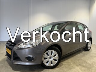 Ford Focus 1.0 EcoBoost Trend | Airco | Elektrische ramen | buitenspiegels elektrisch verstelbaar | Lederen stuurwiel | NL auto | zeer zuinig!