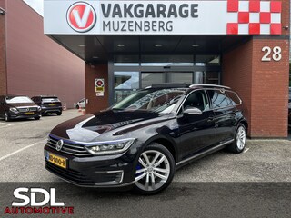 Volkswagen Passat Variant 1.4 TSI GTE // HALF LEDER-ALCANTARA // ADAPT. CRUISE // SCHUIF-KANTELDAK // KEYLESS // CAMERA // ELEK. ACHTERKLEP //