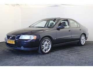 Volvo S60 2.0T Momentum |Pano|Trekhaak|