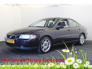 Volvo S60 2.0T Momentum |Pano|Trekhaak|