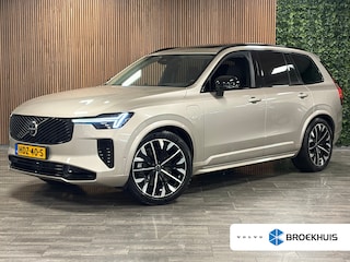 Volvo XC90 T8 AWD Recharge Ultra Dark | Vol! | Bowers & Wilkins | Luchtvering | Stoelventilatie | Trekhaak | 360 Camera | Head-Up Display | Stoelmassage | 455pk | Adaptieve Cruise Control | Stoelverwarming voor+achter | Stuurwielverwarming | Schuifdak | 21 Inch | Full LED Matrix Meesturende koplampen | Pilot Assist | BLIS Dode Hoek Detectie | Alcantara hemelbekleding | Lederen handgrepen en zonnekleppen | Elektrische voorstoelen geheugen | Nappa Lederen bekleding | Zitting verlenging voorstoelen | Lederen Dashboard | Google Infotainment | Keyless Drive | Parkeersensoren voor+achter | Privacy Glass | Elektrisch bedienbare achterklep | Geïntegreerde zongordijnen achterportieren | Geïntegreerd kinderzitje achterin | Verlichte instaplijsten | 7-Persoons | 4-Zone Climate Control | DAB Radio | Apple Carplay/Android Auto | Alarm Klasse III | Draadloos telefoon opladen | Volvo On Call met mobiele App functie | Bright Dusk Metallic |