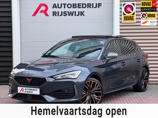 Cupra Leon 1.4 e-Hybrid VZ Pano/Keyless/Dodehoek