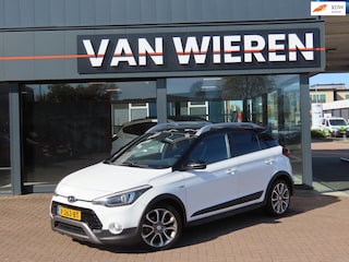 Hyundai i20 1.0 T-GDI Aut. Active Black Ride Uniek! Trekhaak Camera 17" Apple Cruise