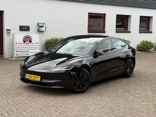 Tesla Model 3 Long-Range Dual Motor AWD/ SOH 95,2 procent/ Panoramadak/ Premium audio/ Warmtepomp/ 1 Eigenaar/ Origineel NL/ NAP