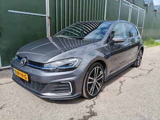 Volkswagen Golf 1.4 TSI PHEV GTE, SPORT LEER NAVIGATIE, CAMERA, 18 INCH, STOELVERWARMING, CRUISE CONTROLE