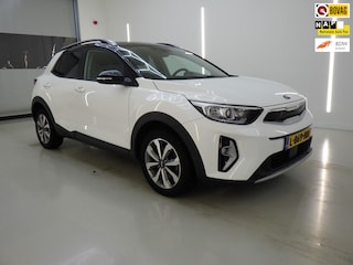 Kia Stonic 1.0 T-GDi MHEV DynamicPlusLine+Ecc+Camera+Navigatie+Cruise = LUXE UITVOERING