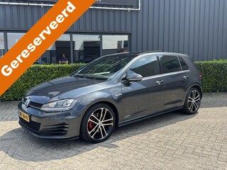 Volkswagen Golf 7 GTD 2.0 TDI 184pk DSG / Aut. Panoramadak Leder Navi Export!!