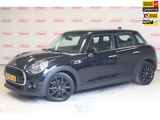 Mini Cooper 1.5 Business Edition NL auto, NW model, digidash, Apple carplay,