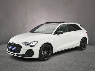 Audi A3 Sportback 40 TFSI e S edition | Panorama Dak | Apple/Android Play | Adaptive Cruise | Camera | Head-up | Sonos Audio | Comfort-pakket plus | Assistentie Pakket | Navigatie-pakket |