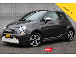 Fiat 500 | Elektrisch | Camera | Panoramadak | Stoelverwarming | Virtual Cockpit | NAVI | PDC