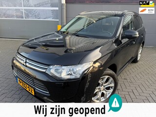 Mitsubishi Outlander 2.0 PHEV Executive Edition*CAMERA*TRAKHAAK*CRUISE*NAVI*