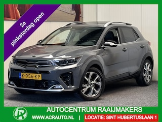 Kia Stonic 1.0 T-GDi MHEV GT-PLUSLINE AUTOMAAT NAVIGATIE ADAPTIVE CRUISE CONTROL CLIMATE CONTROL GLAZEN SCHUIF/KANTELDAK BLUETOOTH TELEFOON DODEHOEKSENSOREN ACHTERUITRIJCAMERA KEYLESS GO TREKHAAK ZEER MOOI !!