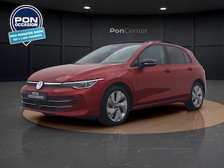 Volkswagen Golf 1.5 eHybrid Life Edition | Pano dak | Trekhaak | Camera | Stuur-/Stoelverwarming |
