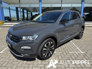 Volkswagen T-Roc 1.5 TSI United | App-connect | Dig.display | Navi | DAB | LMV17"