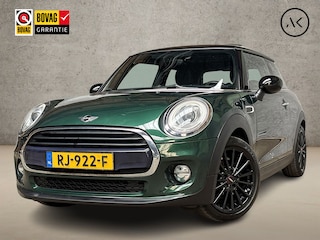 Mini Mini/Cabrio/Clubman/Countryman 1.5 JCW Pack Automaat (PANORAMADAK, NAVIGATIE, CLIMATE, ZWART HEMEL, SPORTSTOELEN, PARKEERSENSOREN, CRUISE, NIEUWE APK, NIEUWSTAAT)