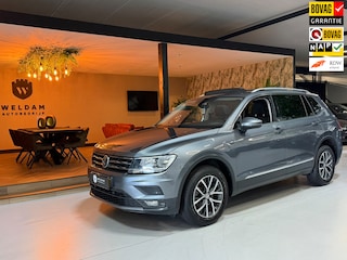 Volkswagen Tiguan 1.5 TSI Comfortline Business NAP Garantie Pano Carplay Elek Achterklep StoelVW ACC Navi Clima Rijklaar
