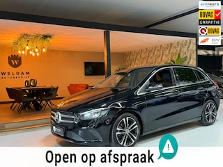 Mercedes-Benz B-klasse 180 Business Solution Garantie Carplay Ambient Elek Achterklep Camera StoelVW Cruise Navi Led Rijklaar