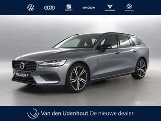 Volvo V60 2.0 B3 Momentum Advantage / Navigatie / Apple CarPlay / Stoelverwarming / Camera
