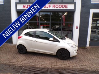 Ford Ka 1.2 Titanium VERSNELLINGSBAK STUK RIJDBAAR !!!