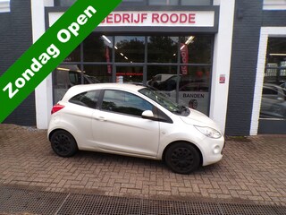 Ford Ka 1.2 Titanium VERSNELLINGSBAK STUK RIJDBAAR !!!