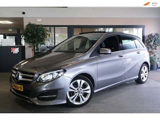 Mercedes-Benz B-klasse 180 d Ambition Automaat Pano Cruise Navi Leder Trekhaak