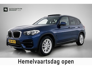 BMW X3 XDrive30e High Executive(Goed onderH, Panorama, Carplay, Camera, StoelV, Parkeersensoren V+A, Etc)