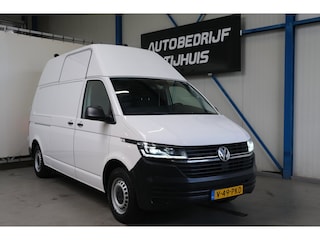 Volkswagen Transporter 2.0 TDI L2H2 30 - Airco, Cruise, PDC, Carplay, Inrichting, Trekhaak.