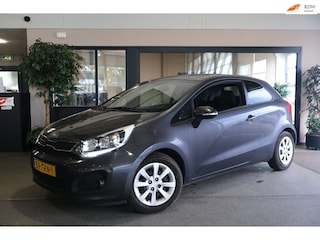 Kia Rio 1.2 CVVT Super Pack Pano Navi PDC CAM KEYLESS