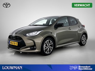 Toyota Yaris 1.5 Hybrid Style Limited + | Halflederen interieur | Panoramadak | Onderweg-naar-dealer