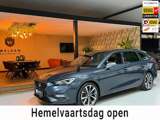 Seat Leon Sportstourer 1.5 eTSI FR Garantie Trekhaak Carplay Camera StuurVW StoelVW Sfeer ACC Navi Cima Led Dab Rijklaar