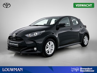 Toyota Yaris 1.5 Hybrid 115 Active + Comfort Pack | Dealeonderhouden | Stuur en stoelverwarming | PDC rondom | Onderweg-naar-dealer