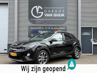 Kia Stonic 1.0 T-GDi 120PK Navi,Clima,CarPlay,Trekhaak,Camera,Isofix,Pdc,Stoel&StuurVerwarming,UsbAux,Dakrail,Bluetooth,HogeInstap