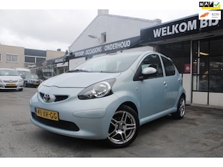 Toyota Aygo 1.0-12V + / Nieuwe Koppeling / Airco / Elektrische ramen / Centrale deurvergrendeling