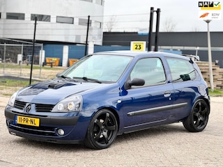 Renault Clio 1.2-16V lage km met nap