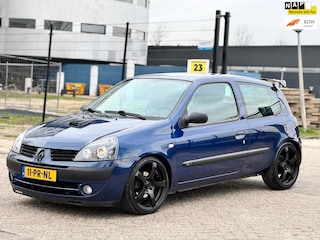 Renault Clio 1.2-16V lage km met nap