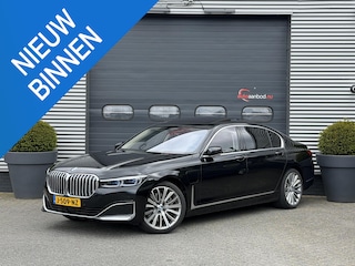 BMW 745Le xDrive High Executive | TV Schermen | Panoramadak | 360* Camera | Massage | Head-Up Display |