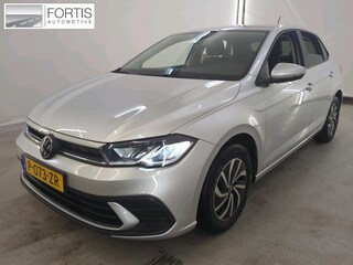 Volkswagen Polo 1.0 TSI Life Business NL-AUTO | NAVI | LED| STOELVERWARMING