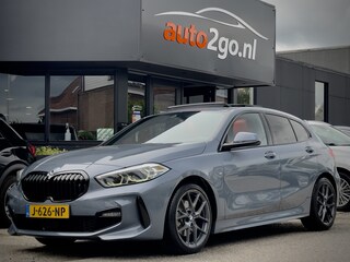 BMW 118i AUT7 M-SPORT HIGH EXECUTIVE EDITION PANODAK DESIGNO-SPORTLEDER NAVI CAMERA DIGI-DASH APPLE-CARPLAY LED LMV PDC
