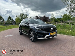 Volvo XC40 Recharge P8 AWD R-Design | Panoramadak | Camera | Warmtepomp | NL-Auto |