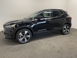 Volvo XC40 1.5 T5 Plug-In Recharge R-Design LED/ Camera/ Cruise/ LMV/ PDC