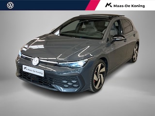 Volkswagen Golf 1.5eHybrid 200kW/272PK GTE · Panoramadak · Leder · Apple/Android Car Play · Trekhaak · Garantie t/m 01-07-2030 of 100.000km