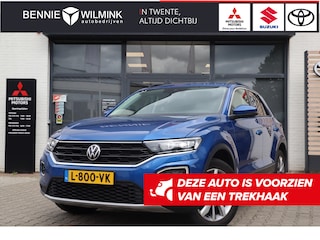 Volkswagen T-Roc 1.5 TSI Style Business Trekhaak | Carplay | Blindspot | Adaptive