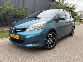 Toyota Yaris 1.3 VVT-i Executive / AUTOMAAT / NAVI / ECC / CRUISE / CAMERA / 128dkm!